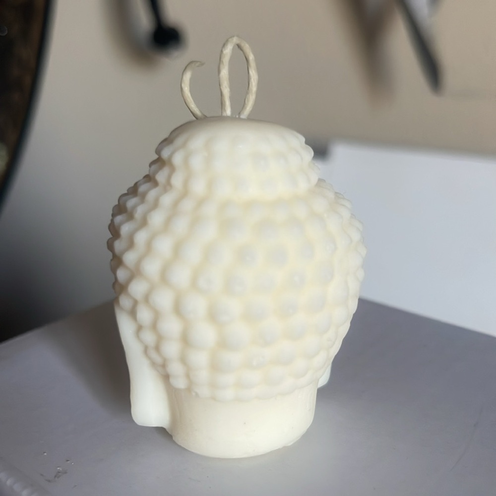 Small Buddha pillar candles - Picture 2 of 2